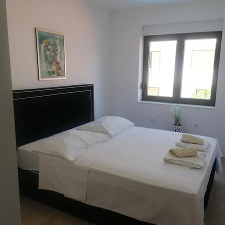 U Kastelima Kastela
